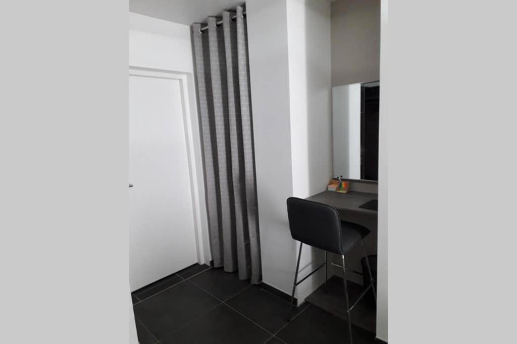 Logement Neuf De 40 M², Equipe Et Confortable Croix-Chapeau Exteriér fotografie